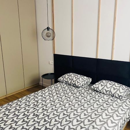 Apartament Mgla Zielona Góra Esterno foto